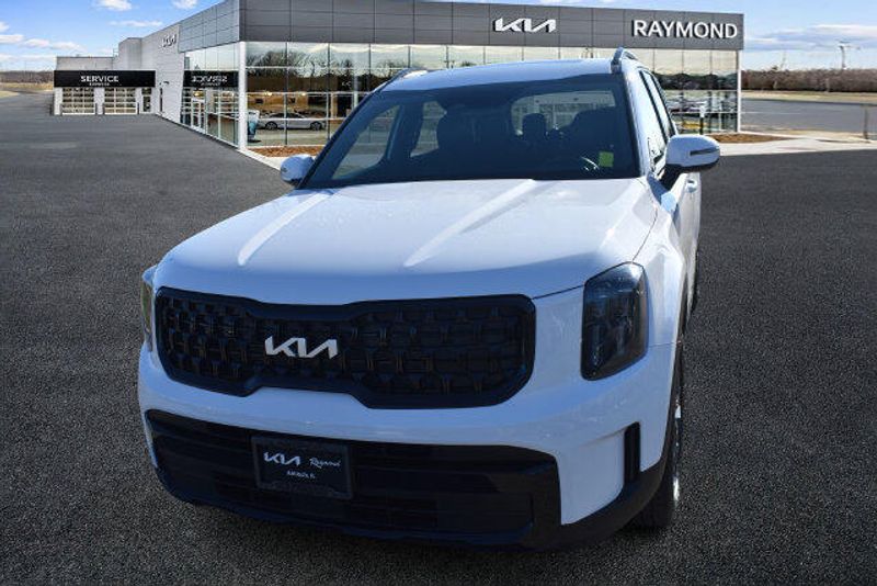 Used 2024 Kia Telluride EX X-LineImage 8