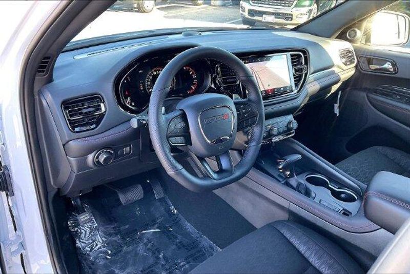 New 2027 Dodge Durango Gt Hemi V8 AwdImage 6