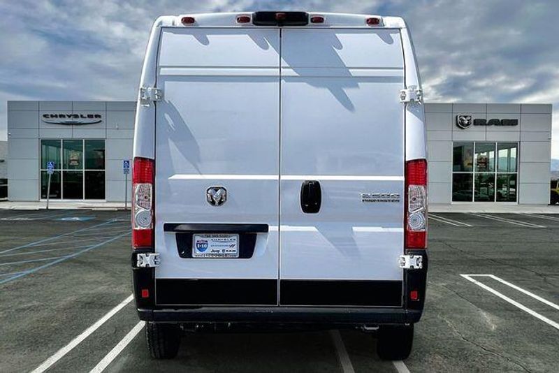 Used 2025 RAM ProMaster 2500 High RoofImage 3
