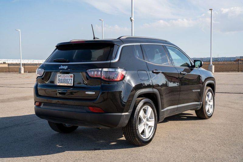 Used 2022 Jeep Compass LatitudeImage 7