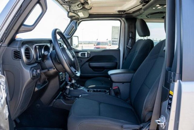 Used 2021 Jeep Wrangler Sport SImage 10