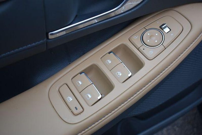 Used 2023 Hyundai Sonata Hybrid LimitedImage 21