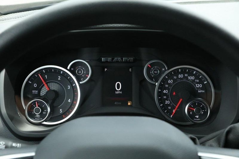 2025 RAM 2500 Tradesman Crew Cab 4x4 6