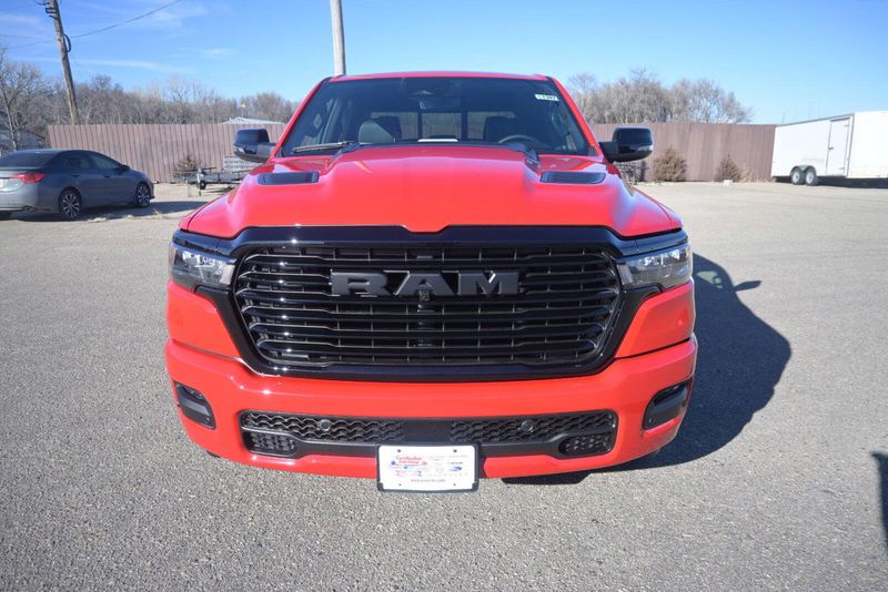 2025 RAM 1500 LaramieImage 4