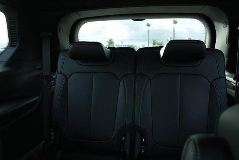 Used 2025 Jeep Grand Cherokee L LimitedImage 15