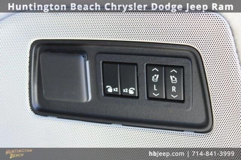 2021 Cadillac Escalade ESV Sport PlatinumImage 50