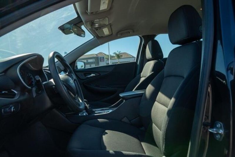Used 2023 Chevrolet Malibu LTImage 12