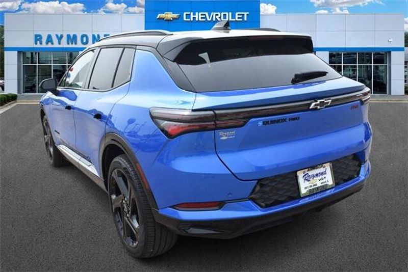 2025 Chevrolet Equinox EV RSImage 5