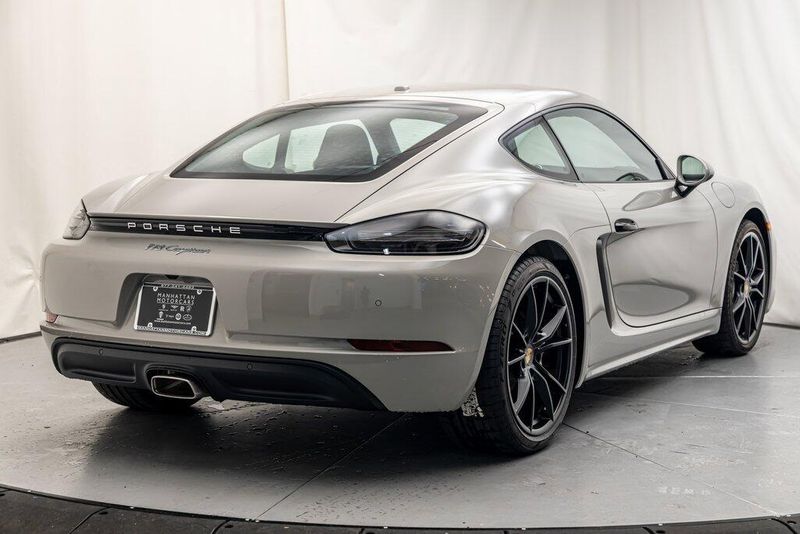 2024 Porsche 718 Cayman BaseImage 5