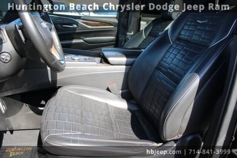 2021 Cadillac Escalade Sport PlatinumImage 36