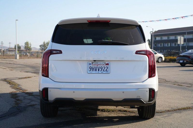 Used 2024 Kia Telluride LXImage 6
