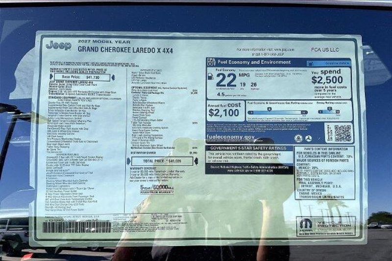 New 2027 Jeep Grand Cherokee Laredo X 4x4Image 15