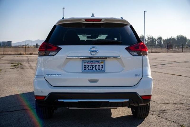 Used 2020 Nissan Rogue SVImage 6