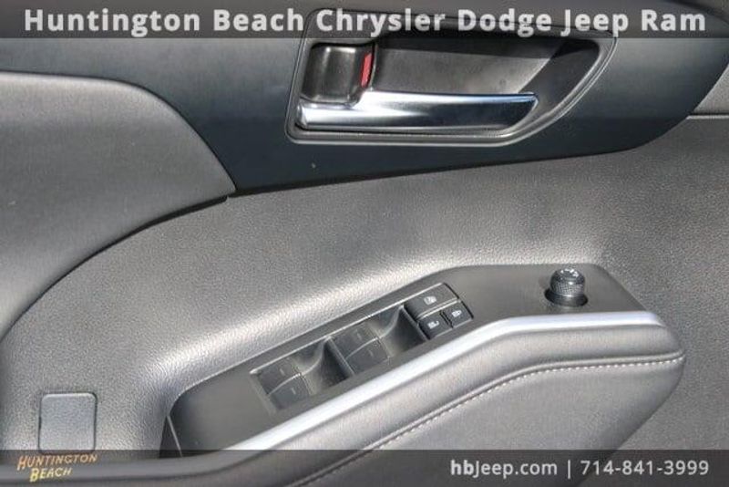 2024 Toyota Highlander XLEImage 14
