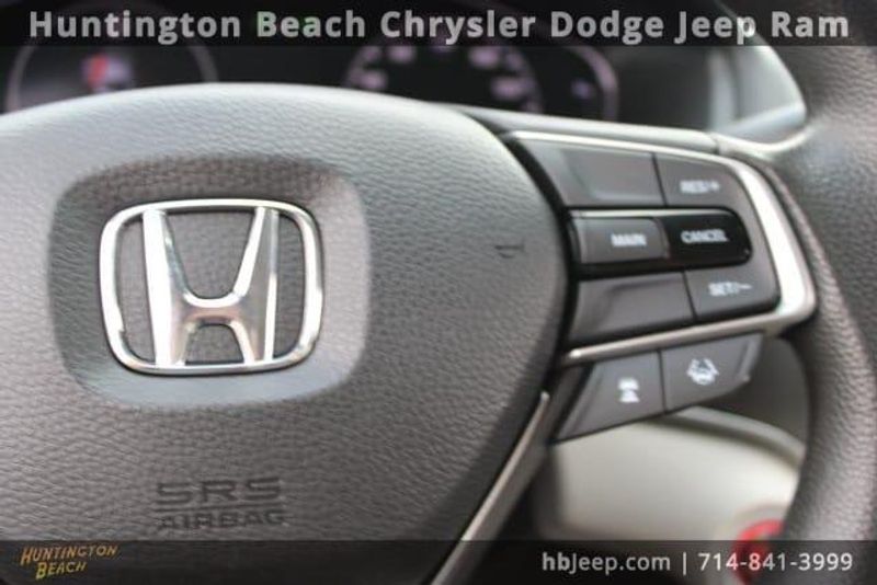 2018 Honda Accord LXImage 18