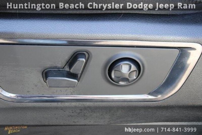 2022 RAM 1500 LimitedImage 42