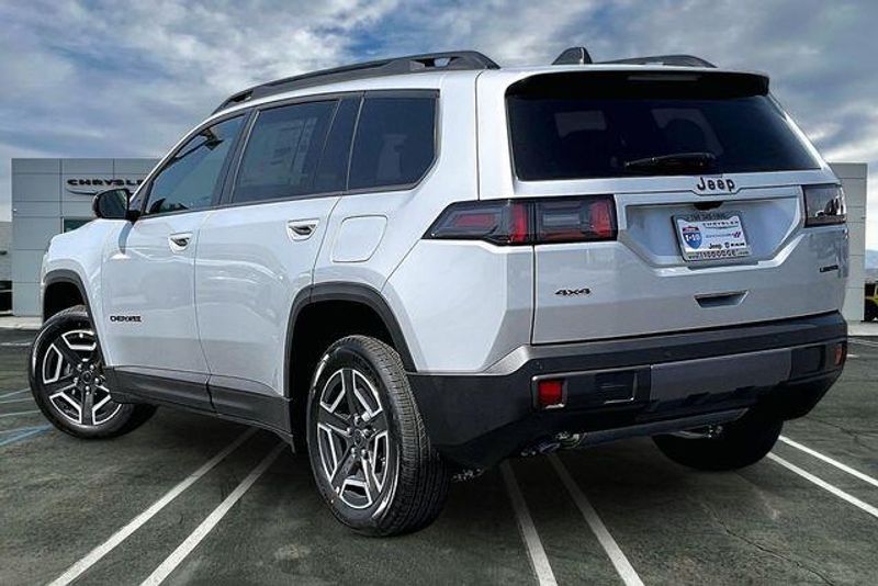 New 2026 Jeep Cherokee Limited 4x4Image 2