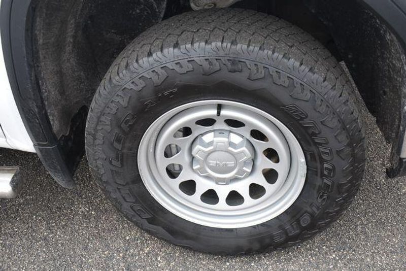 Used 2024 GMC Sierra 1500 ProImage 11