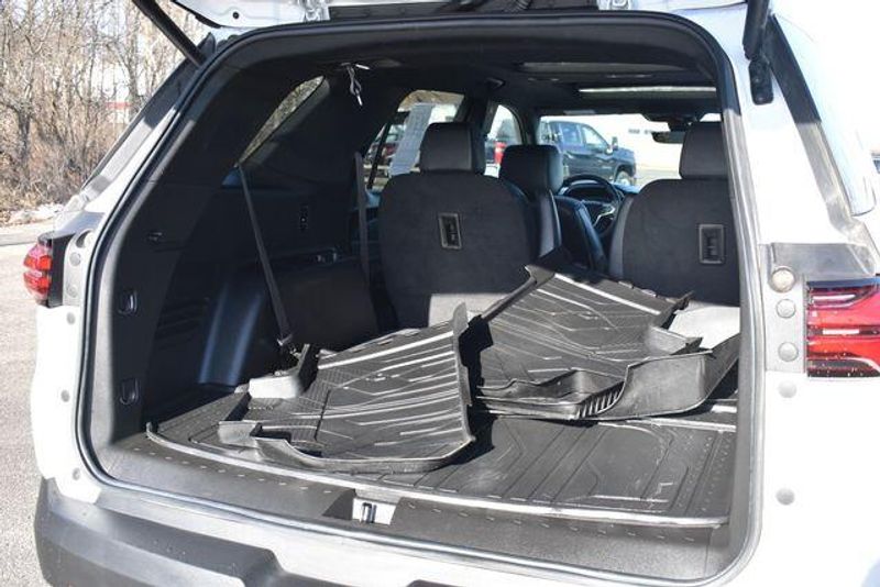 Used 2023 Chevrolet Traverse LT LeatherImage 21