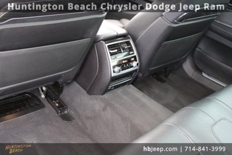 2020 BMW 7 Series 740iImage 38