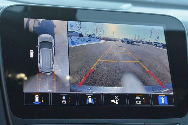 Used 2023 Chevrolet Equinox RSImage 31