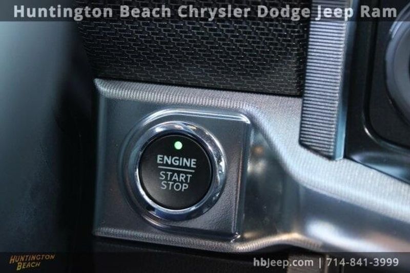 2022 Ford F-150 RaptorImage 25