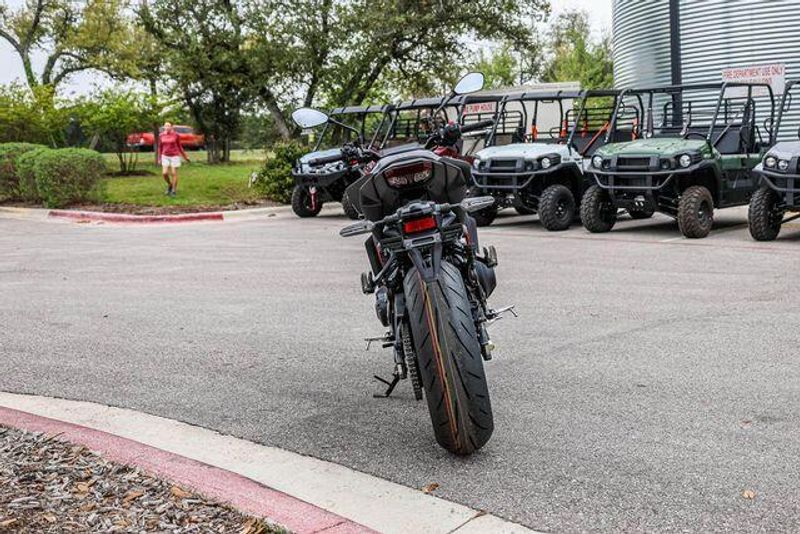 NEW 2026 YAMAHA MT09 Image 3