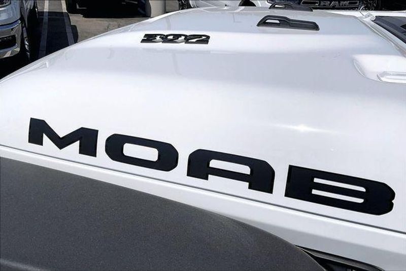 New 2026 Jeep Wrangler 4-door Moab 392Image 13
