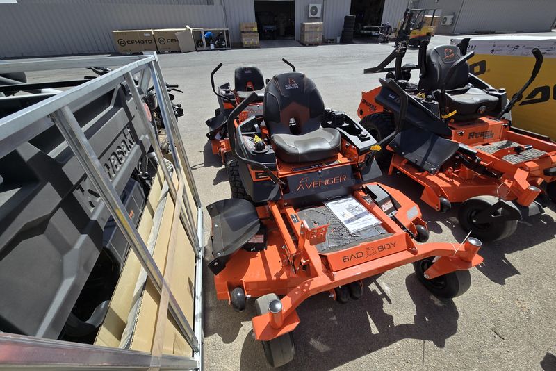 2025 BAD BOY MOWERS AVENGER 60 KAWASAKI FR691 23HP 