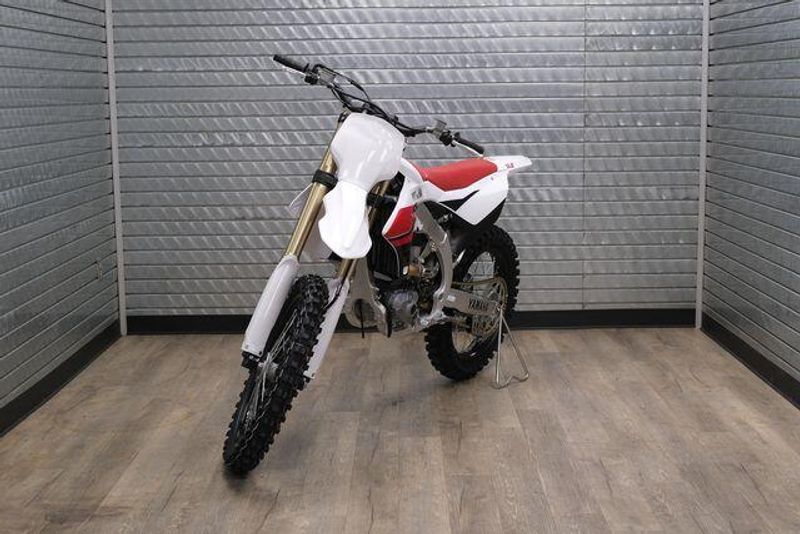 NEW 2026 YAMAHA YZ450F 70TH ANNIVERSARY EDITION Image 7