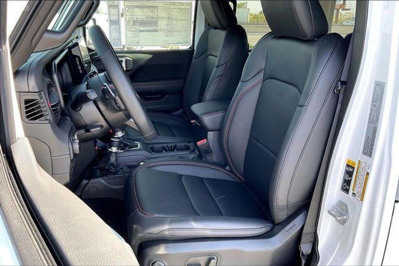 New 2026 Jeep Wrangler 4-door Moab 392Image 8