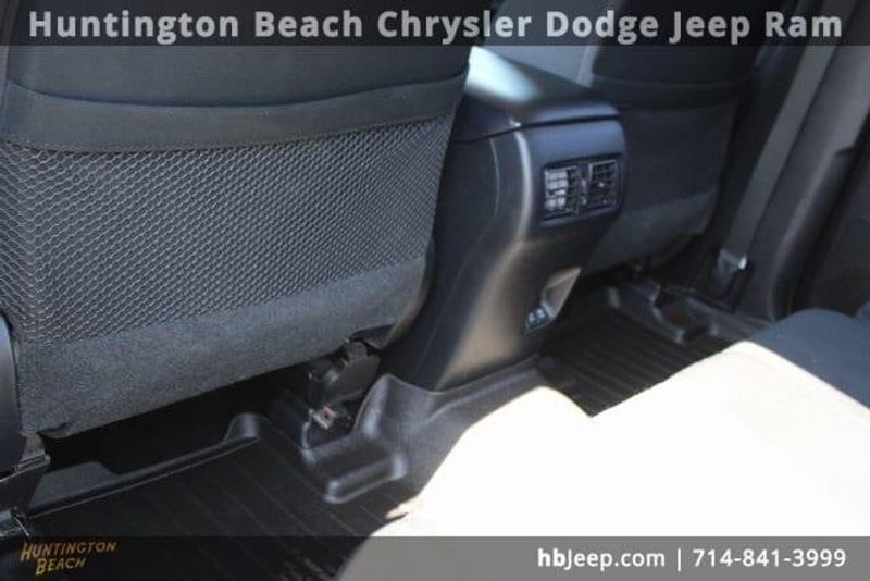 2021 Toyota 4Runner SR5Image 34
