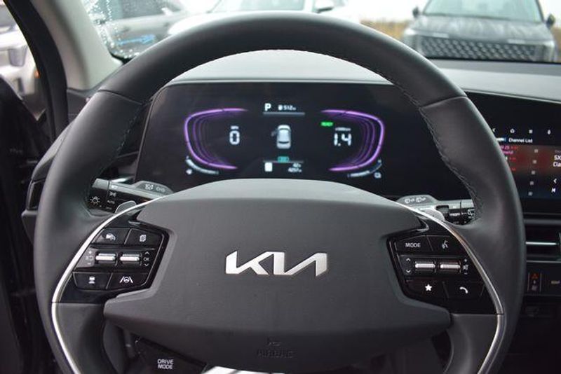 New 2025 Kia Niro EXImage 26