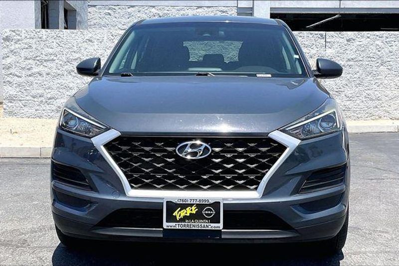 Used 2021 Hyundai Tucson SEImage 2