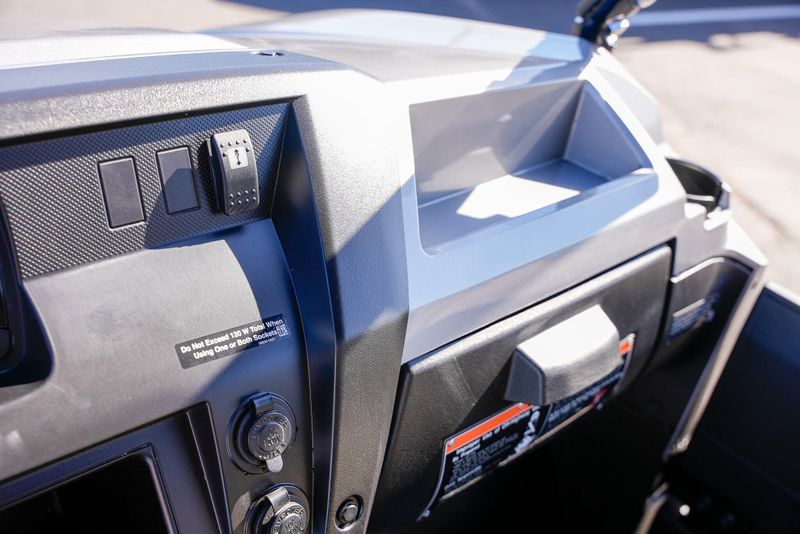 NEW 2026 KAWASAKI MULE PROFXT 1000 LE RANCH EDITION Image 19