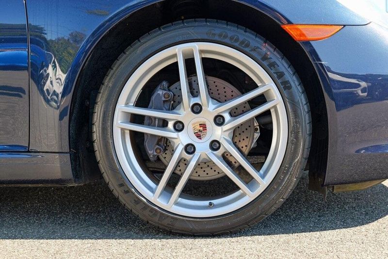 2014 Porsche 911 Cabriolet photo 12