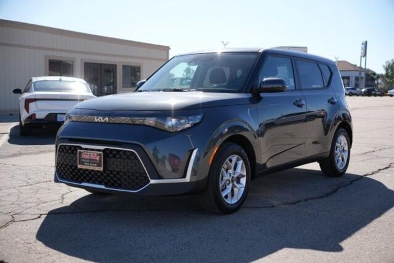 Used 2025 Kia Soul SImage 3