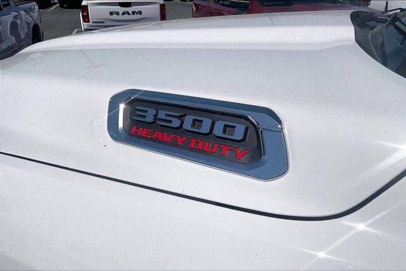 New 2026 RAM 3500 Tradesman Crew Cab Chassis 4x4 60