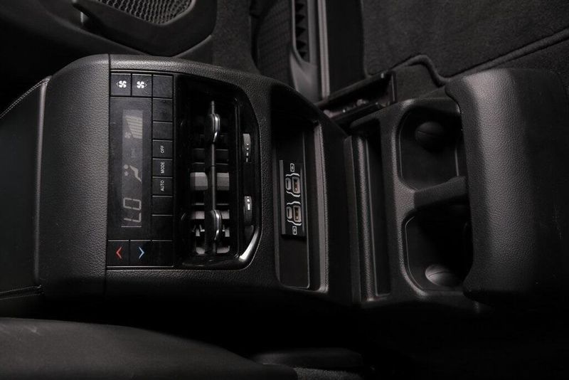 2024 Jeep Grand Cherokee L LaredoImage 30