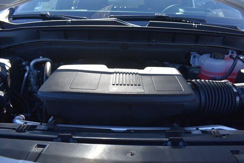 New 2026 Chevrolet Suburban High CountryImage 43