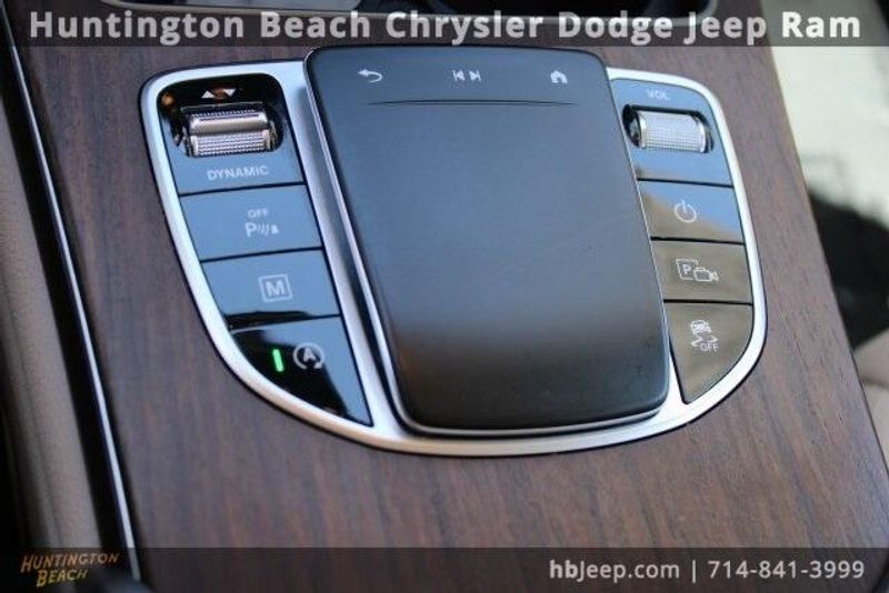 2022 Mercedes-Benz GLC 300Image 29