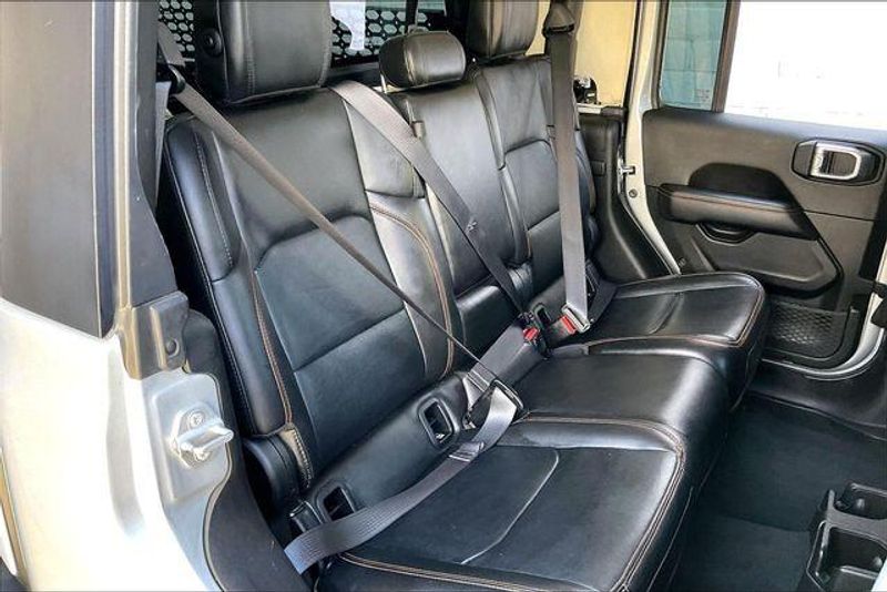 Used 2023 Jeep Gladiator MojaveImage 25