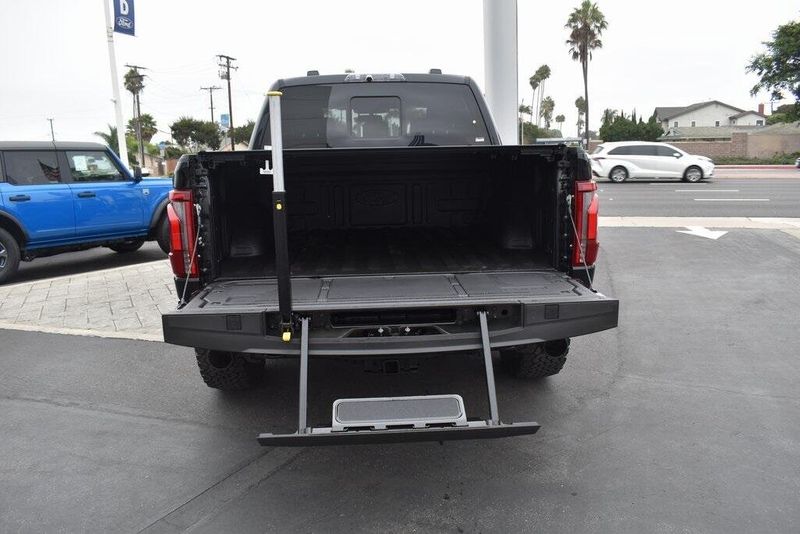 New 2025 Ford F-150 RaptorImage 8