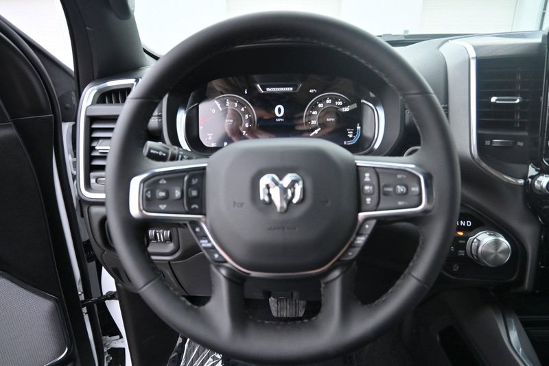 2025 RAM 1500 LaramieImage 20