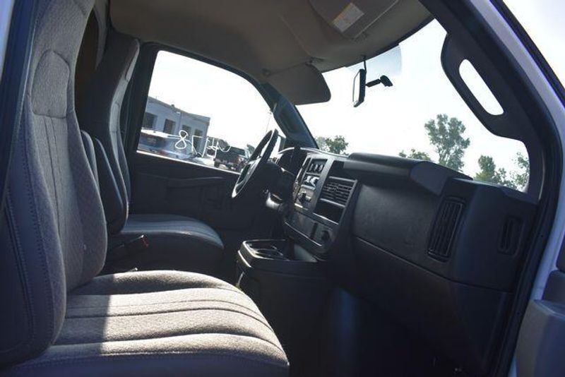 New 2026 Chevrolet Express 3500 Work VanImage 13