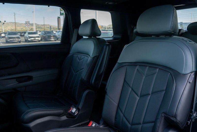 New 2027 Kia Telluride Hybrid X-Line SX PrestigeImage 14