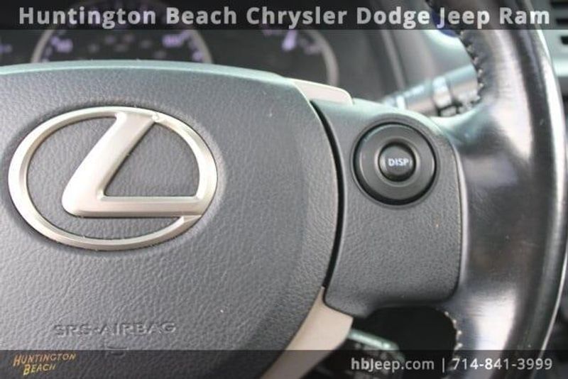 2017 Lexus CT 200hImage 19