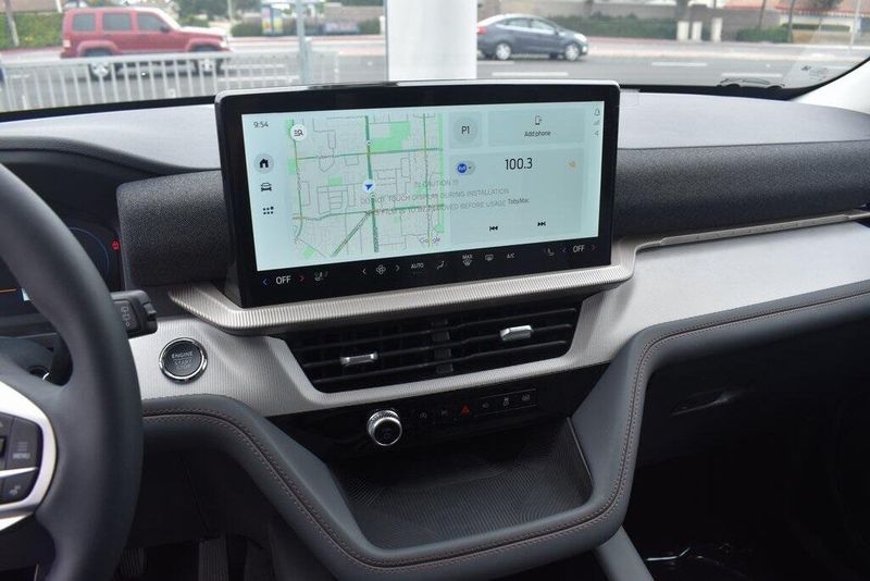 New 2025 Ford Explorer ActiveImage 18