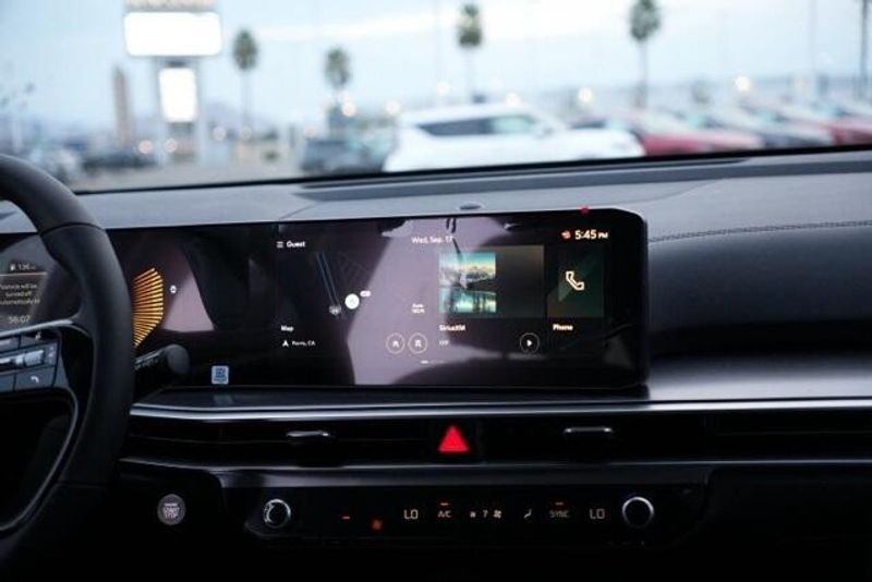 New 2026 Kia Sorento EXImage 16