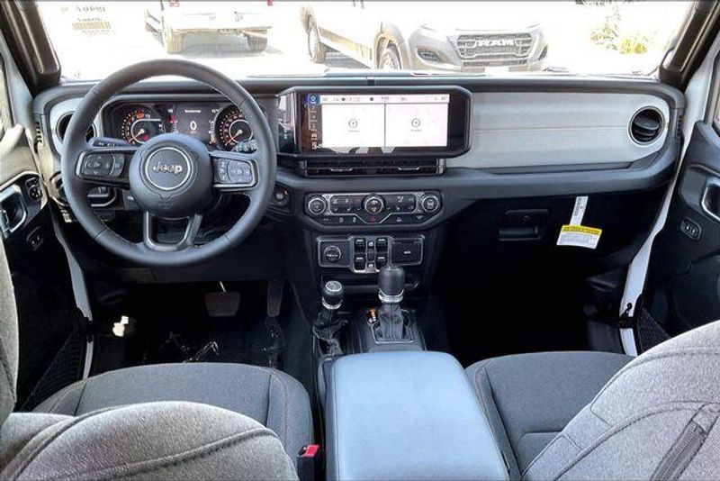 New 2026 Jeep Wrangler 4-door Sport SImage 4
